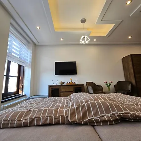 Native Apartment *